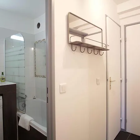 Snowline: Chamois Blanc Apartment Chamonix